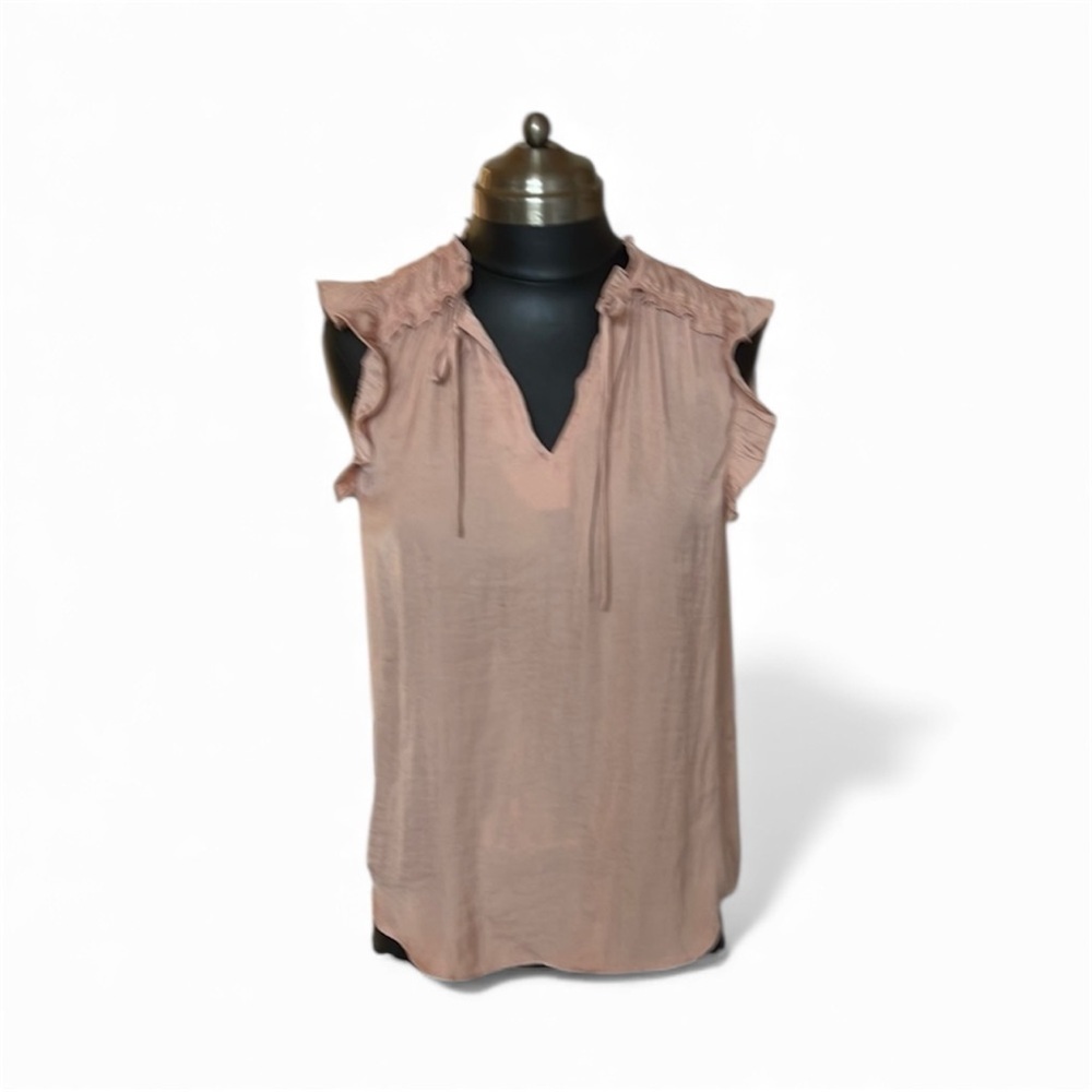 Jones New York Women's Pink Ruffle Sleeve Top NWT the tag is slightly damaged